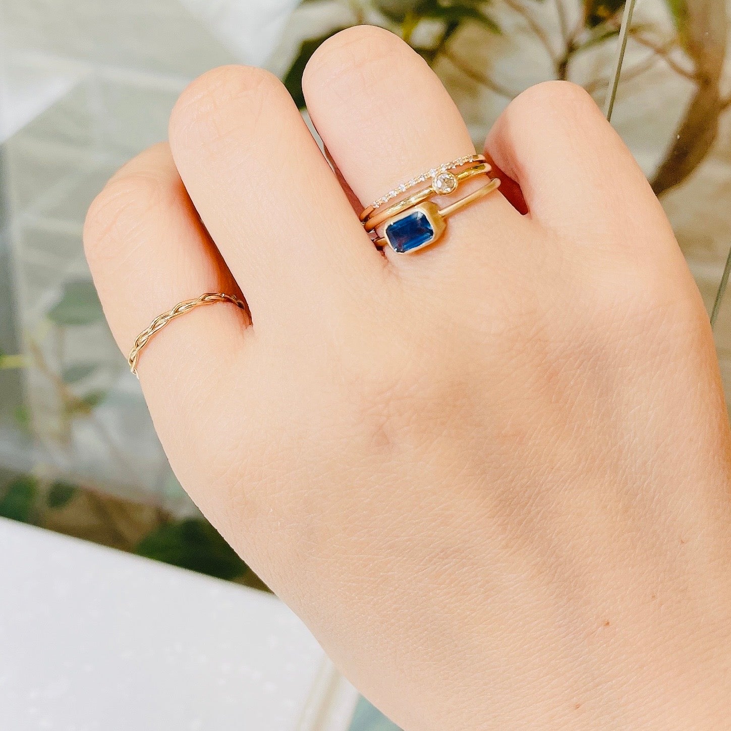 クールで素敵！サファイアバゲットカットリング – COLETTE GIFT