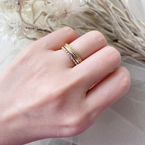 ゴールド×プラチナの重ね付けはあり？結婚指輪に合うおしゃれな組み合わせ