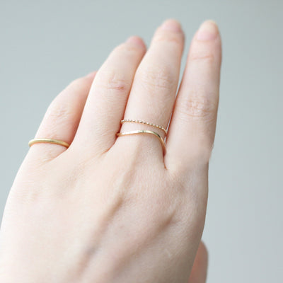 ゴールド×プラチナの重ね付けはあり？結婚指輪に合うおしゃれな組み合わせ