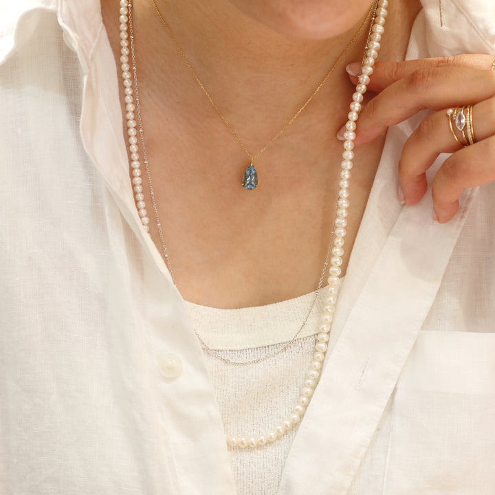 K18YG Aquamarine Pear Shape Cut Necklace