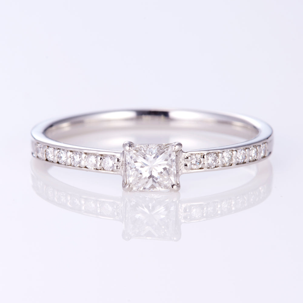 Princess Engagement Ring [0.38ct]