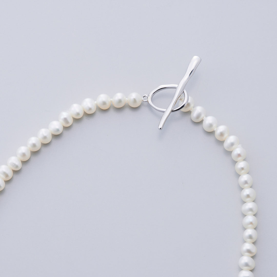 Silver freshwater pearl long necklace 70cm (mantle)