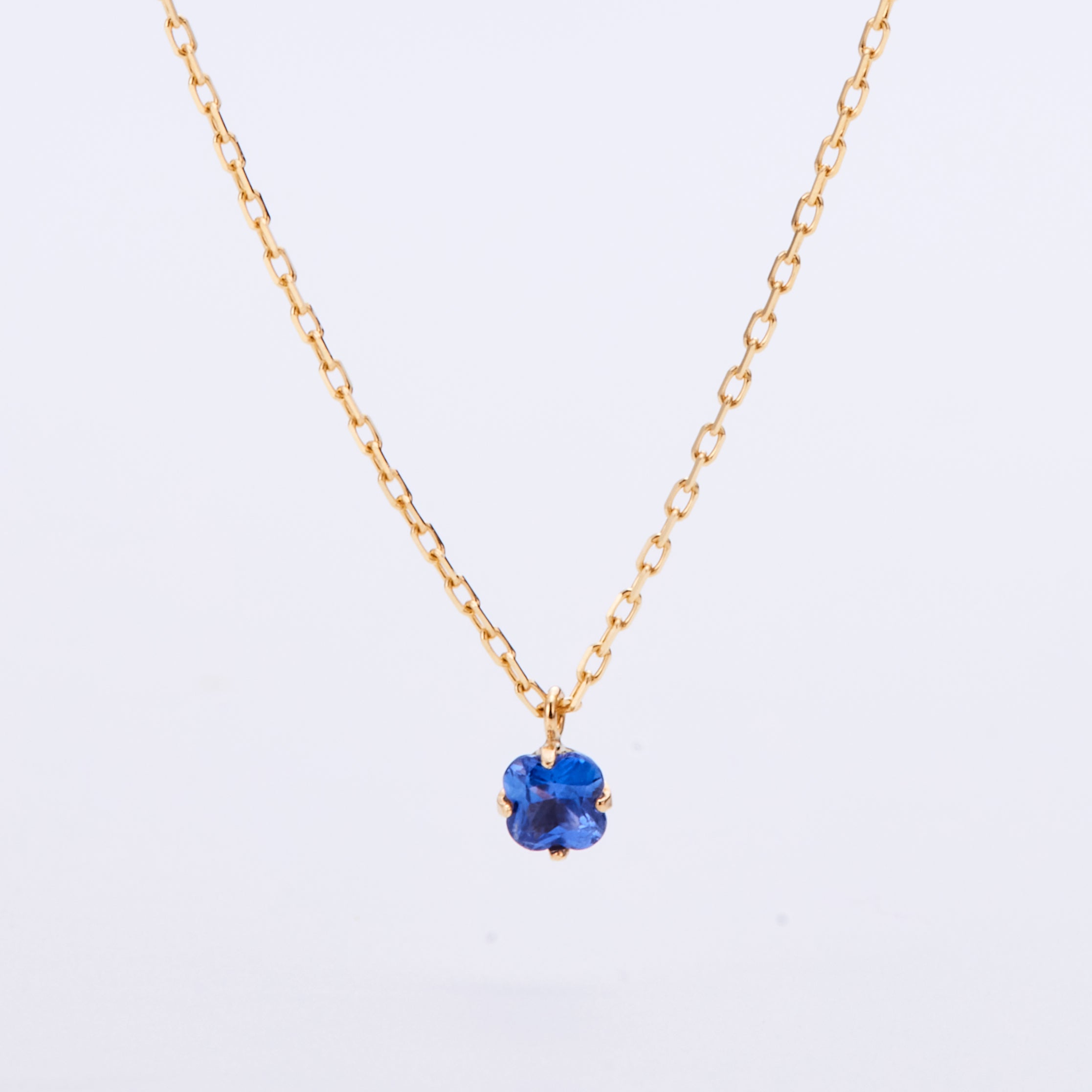 ブルーサファイア 花形 ネックレス K18YG ブルーサファイア フラワー ネックレス – COLETTE GIFT
