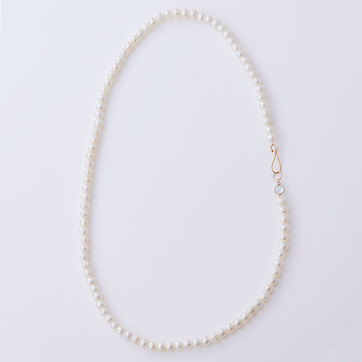 K10YG Freshwater Pearl Single Strand Necklace M (Blue Topaz Rose Cut)
