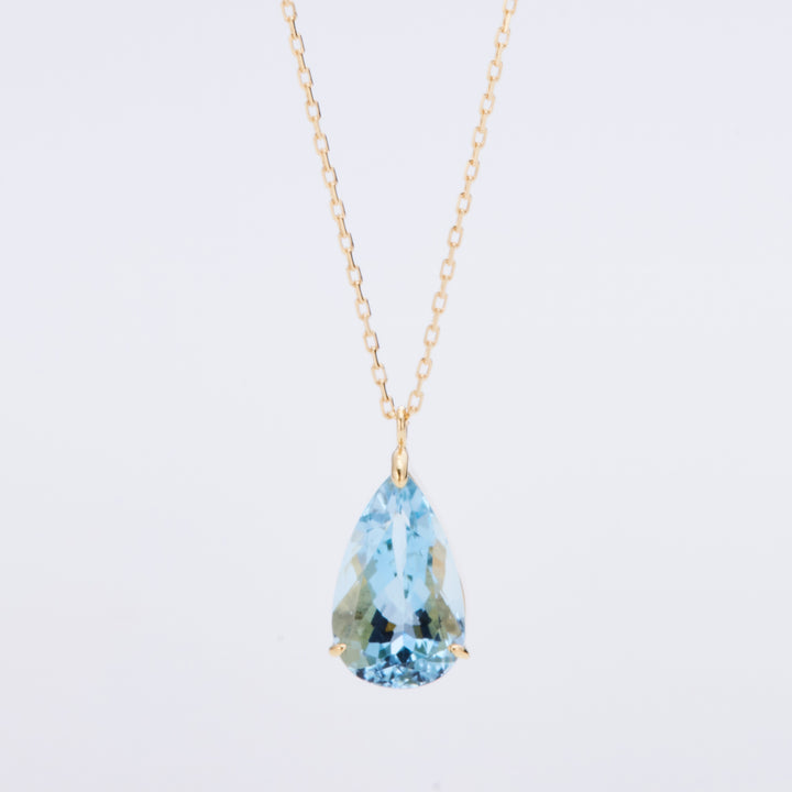 K18YG Aquamarine Pear Shape Cut Necklace