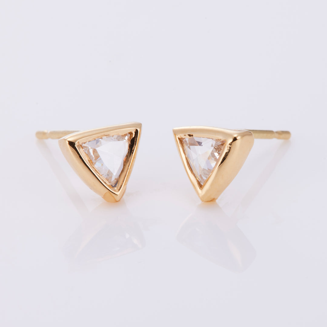 K18YG ダイヤ トライアングル ローズカット ピアス（0.306ct）