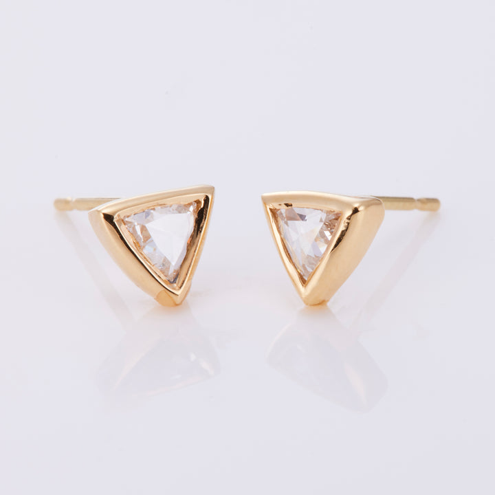 K18YG ダイヤ トライアングル ローズカット ピアス（0.306ct）