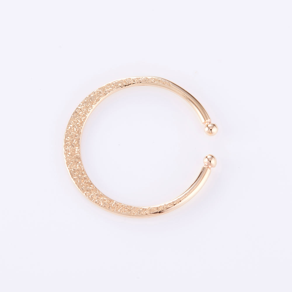 K10YG crescent moon ear cuff