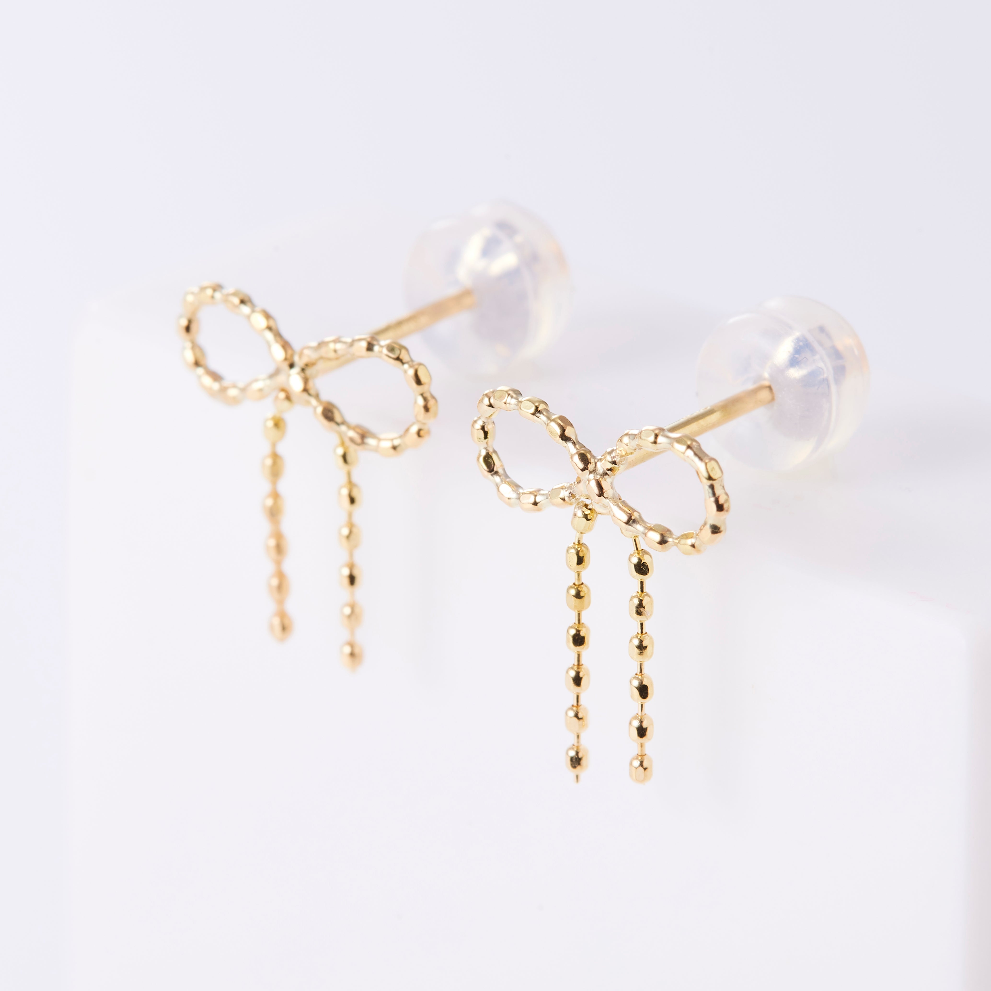 K18YG リボンモチーフポストピアス – COLETTE GIFT