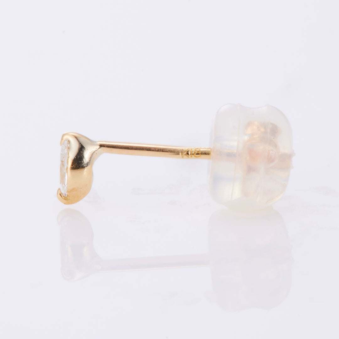 K18YG Marquise Diamond Post Earrings (0.14ct) [One of a kind]