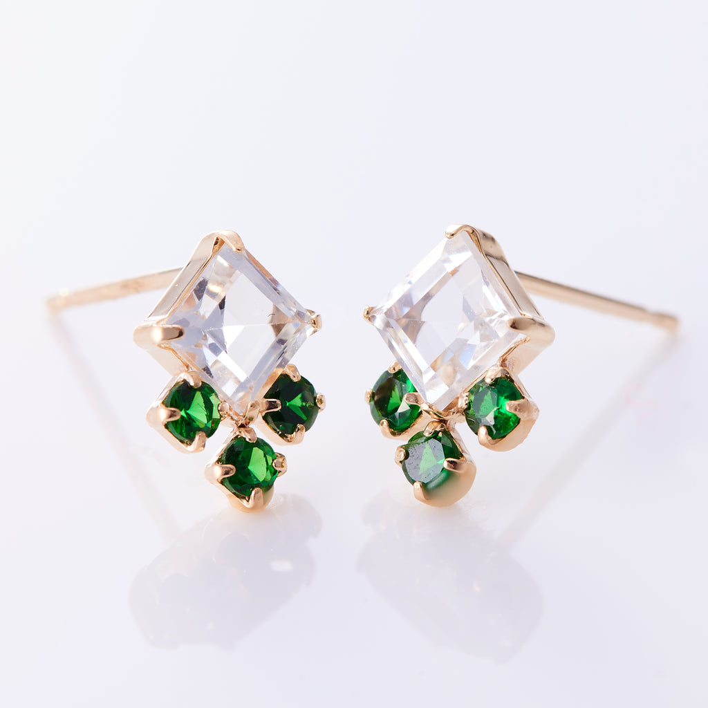 コリアグランドセール K10YG スクエア ドット ピアス ホワイトトパーズ – COLETTE GIFT アクセサリー