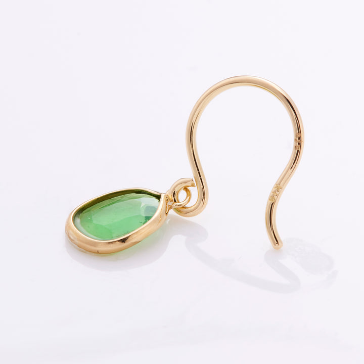 K18YG グリーンガーネット ダブルローズカット グロウ ピアス