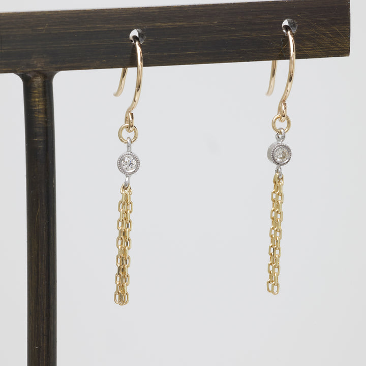 【Winter Limited】K10YG 1粒ダイヤ ミルグレイン タッセル ピアス