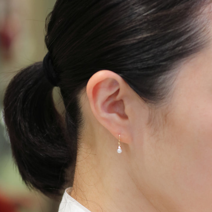 K10YG Akoya Pearl Acorn Earrings