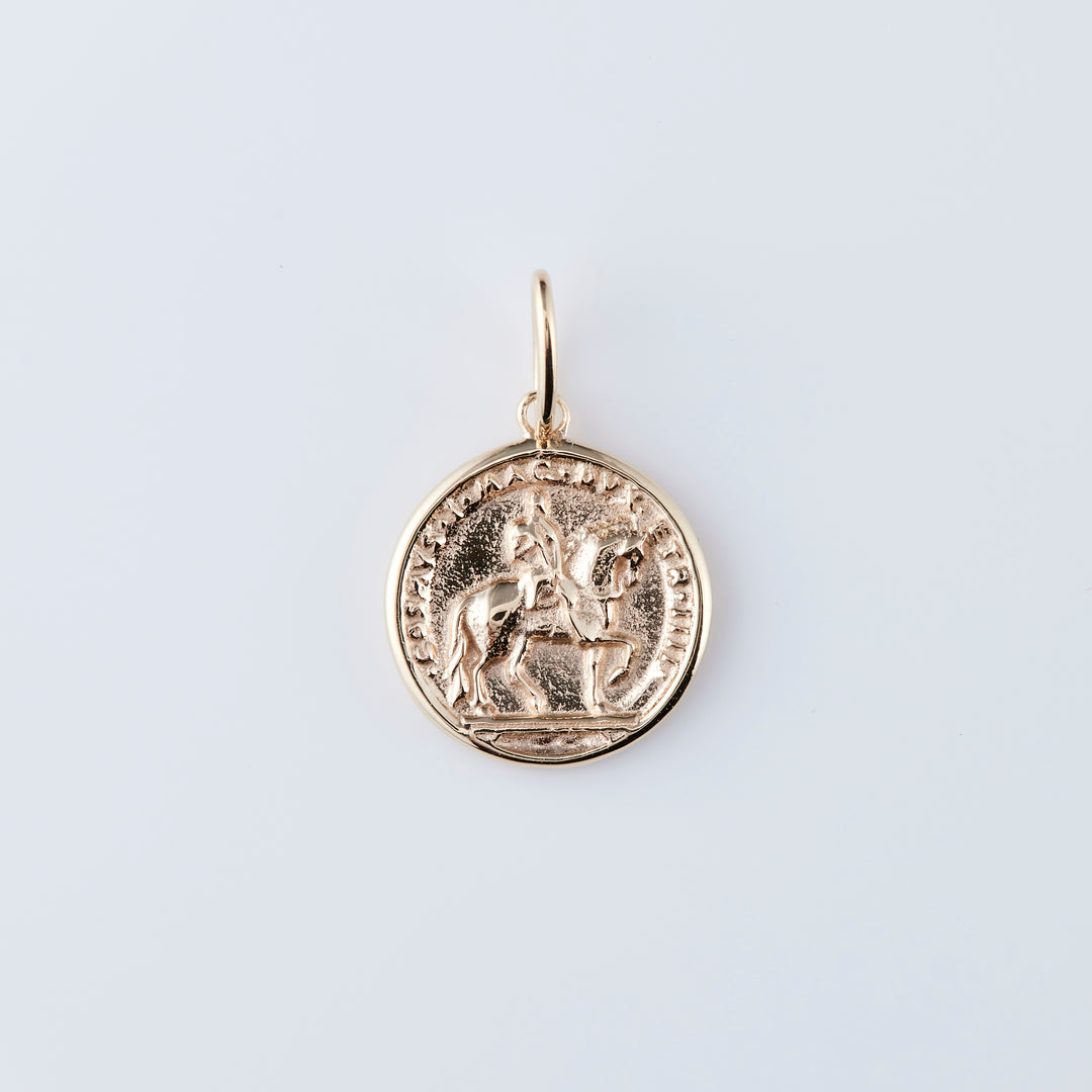 K10YG コインモチーフ ペンダントトップ（S）