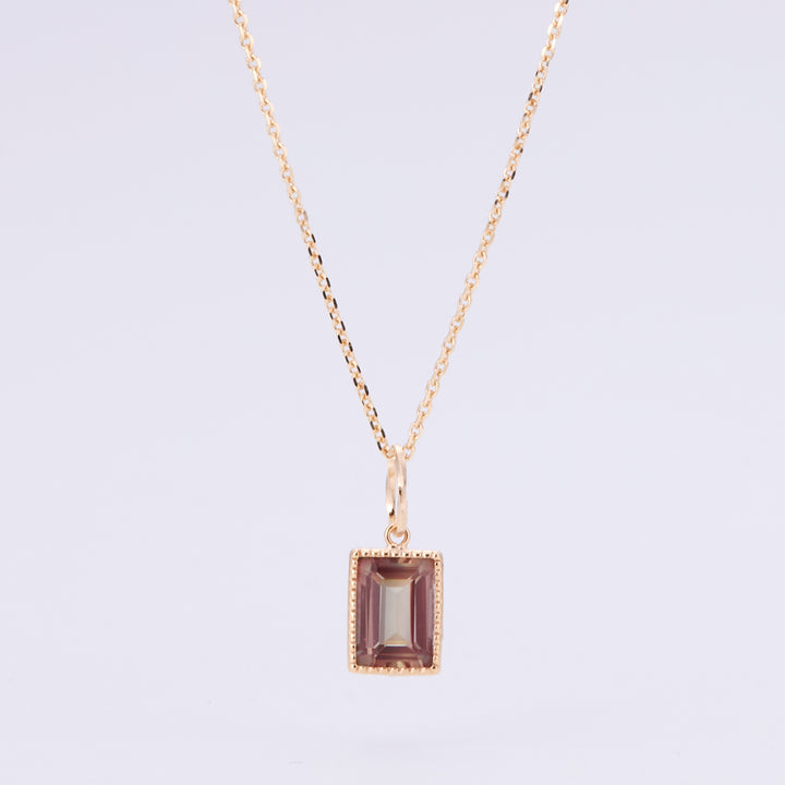 K10YG アンデシン バゲットカット ペンダントトップ