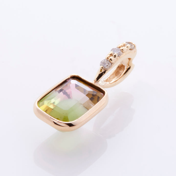 K10YG トルマリン ウォーターメロン バゲット イザベル ペンダントトップ