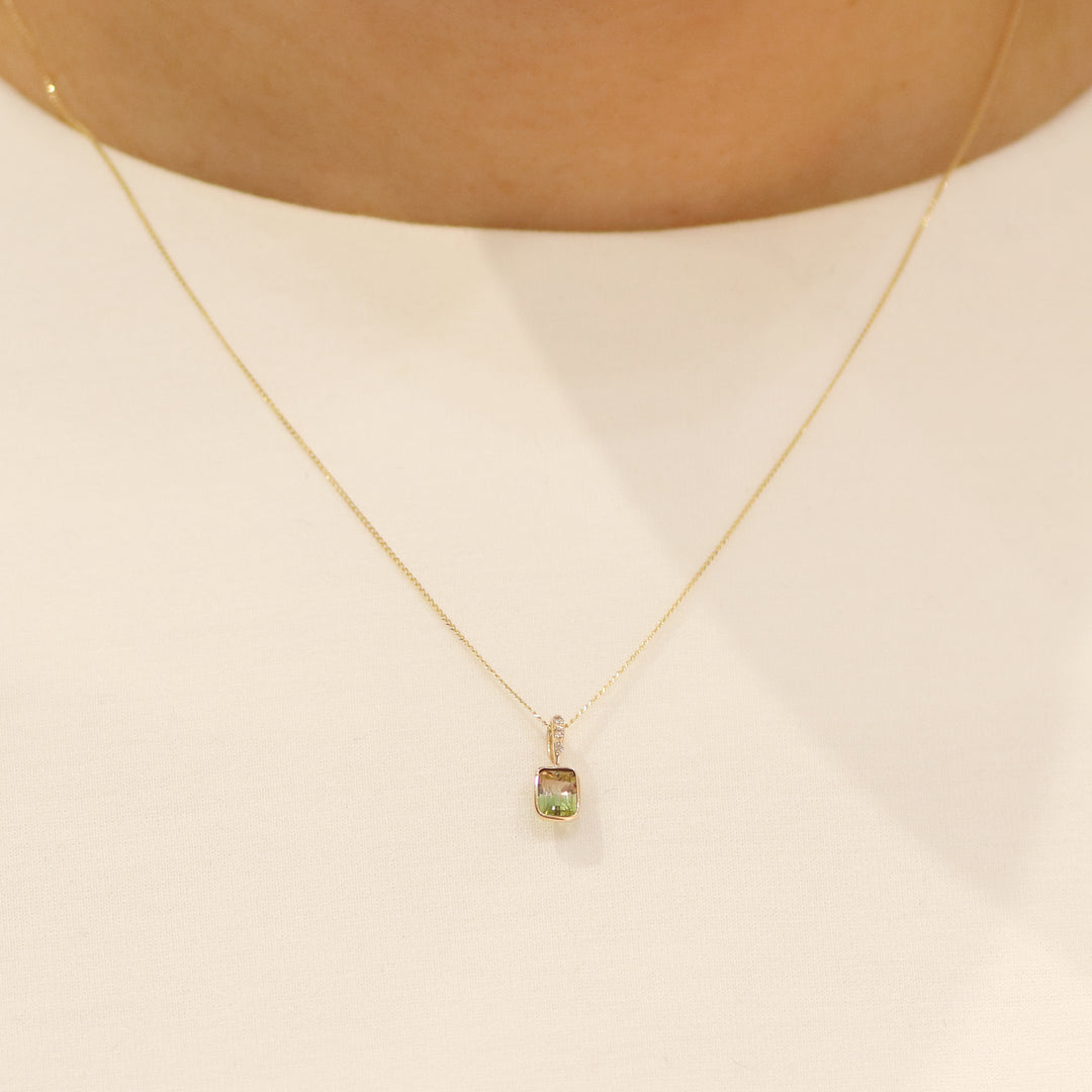 K10YG トルマリン ウォーターメロン バゲット イザベル ペンダントトップ