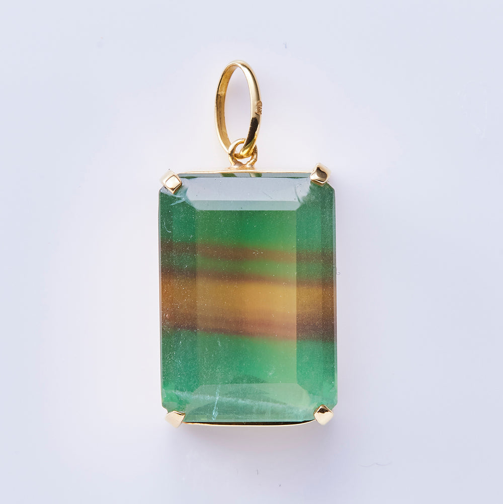 18K Yellow Gold Fluorite Baguette Green Red Pendant Top