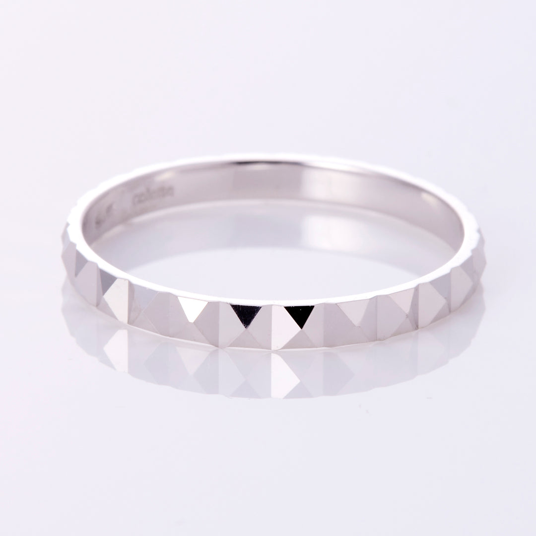 SV スタッズ カット リング