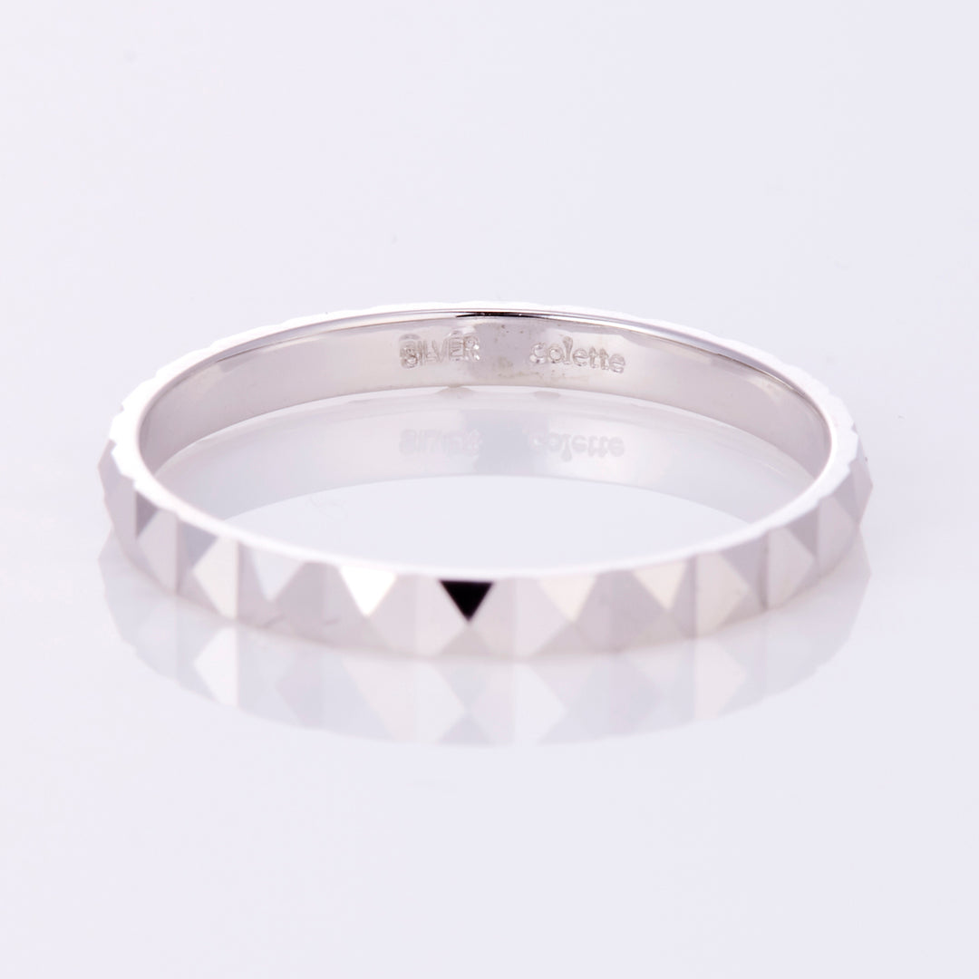 SV スタッズ カット リング