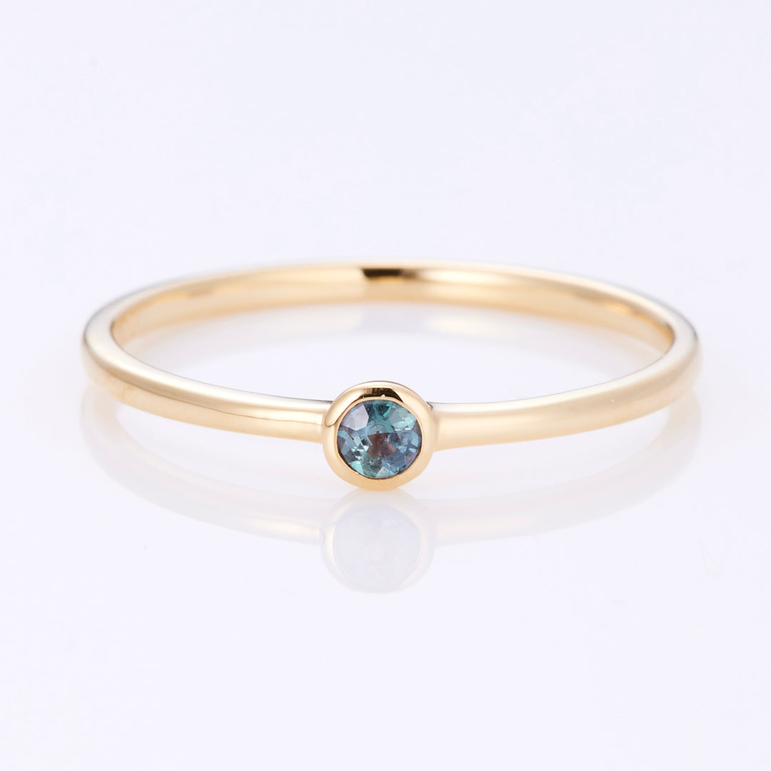 K18YG アレキサンドライト リング