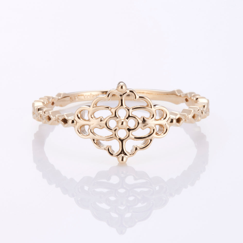 Skull colored ring, 10K yellow gold