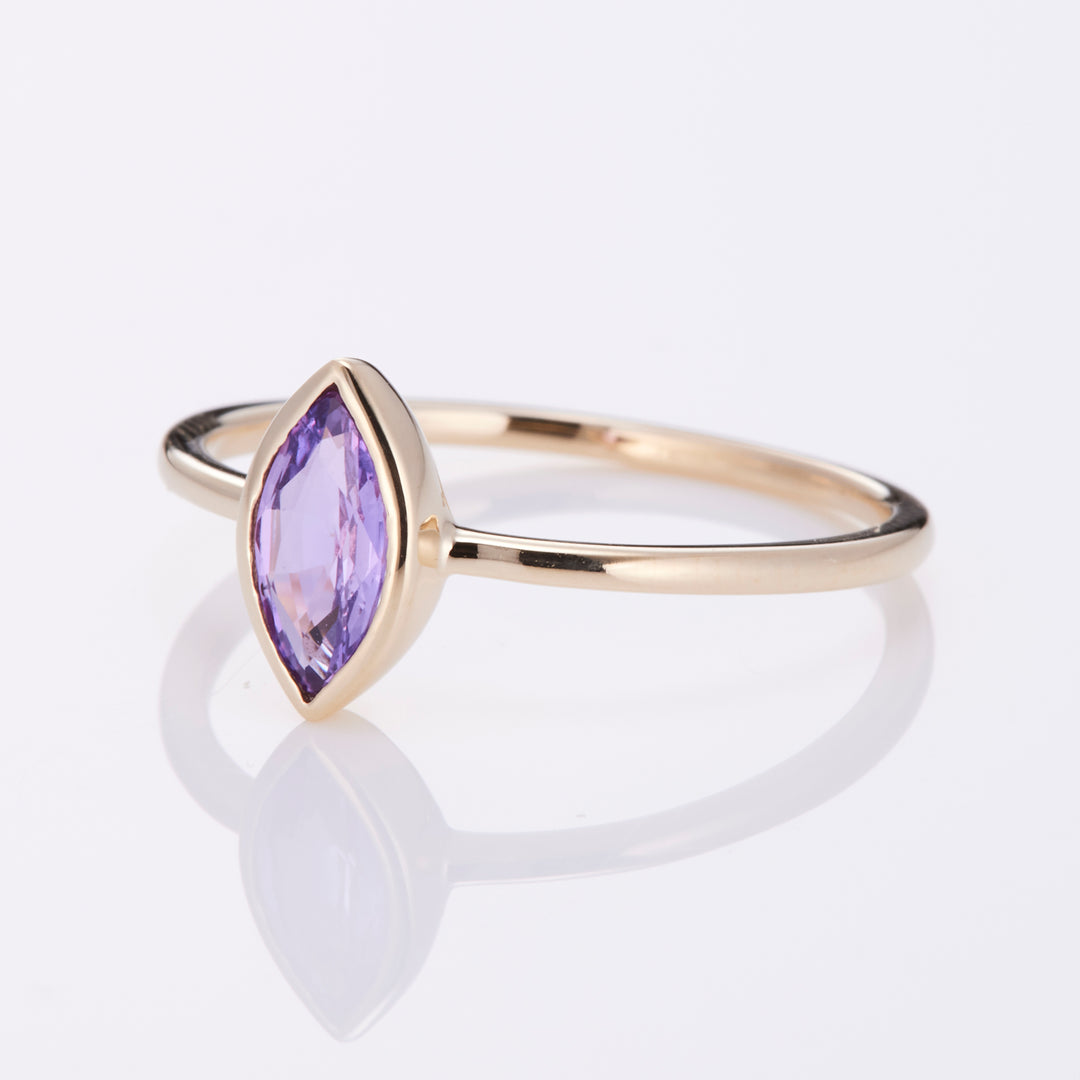 10K Yellow Gold Precious Sapphire Marquise Ring Purple