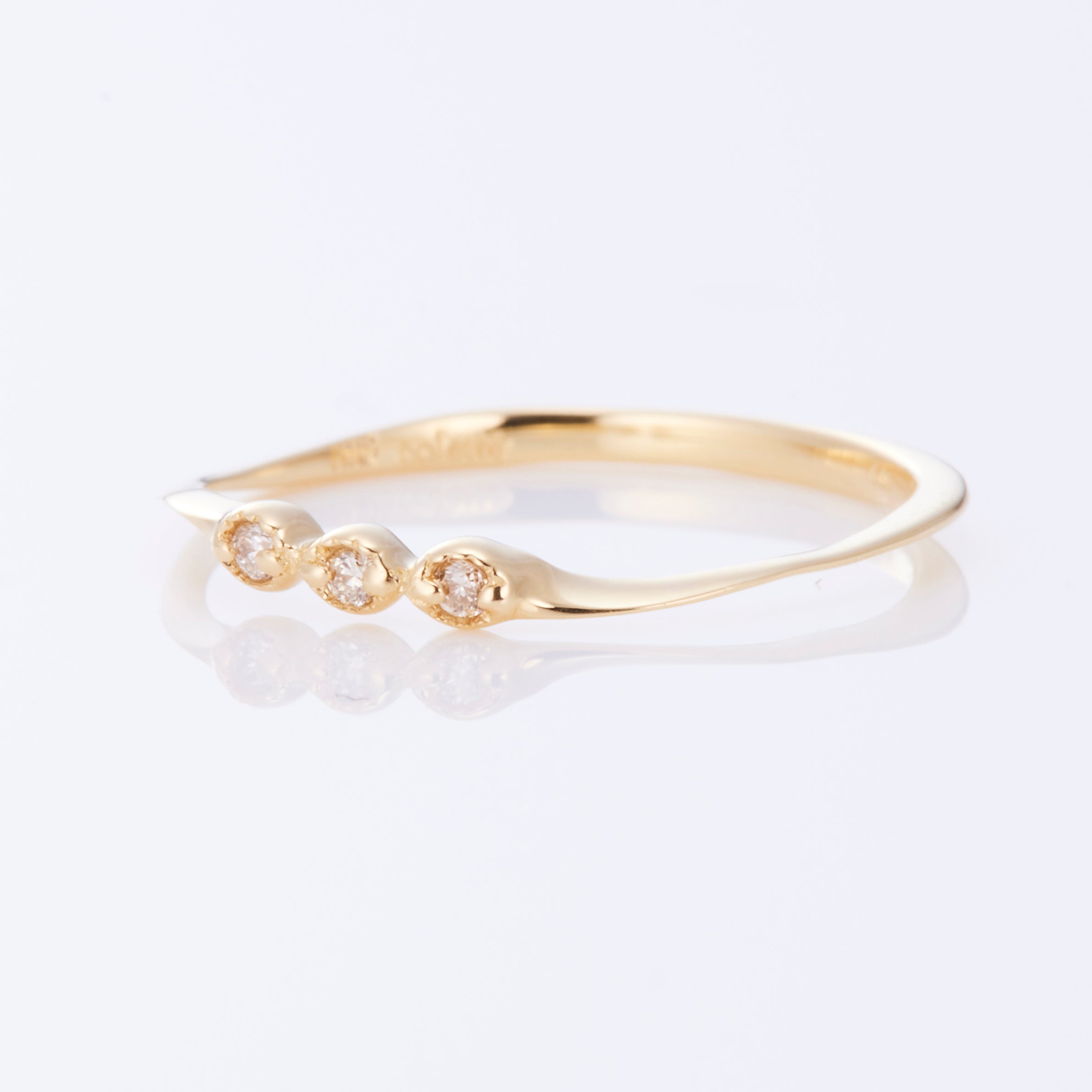 【ハチ】コレットギフト　レディースリング 誕生石ジュエリーのリングや指輪、ネックレスならコレットギフト