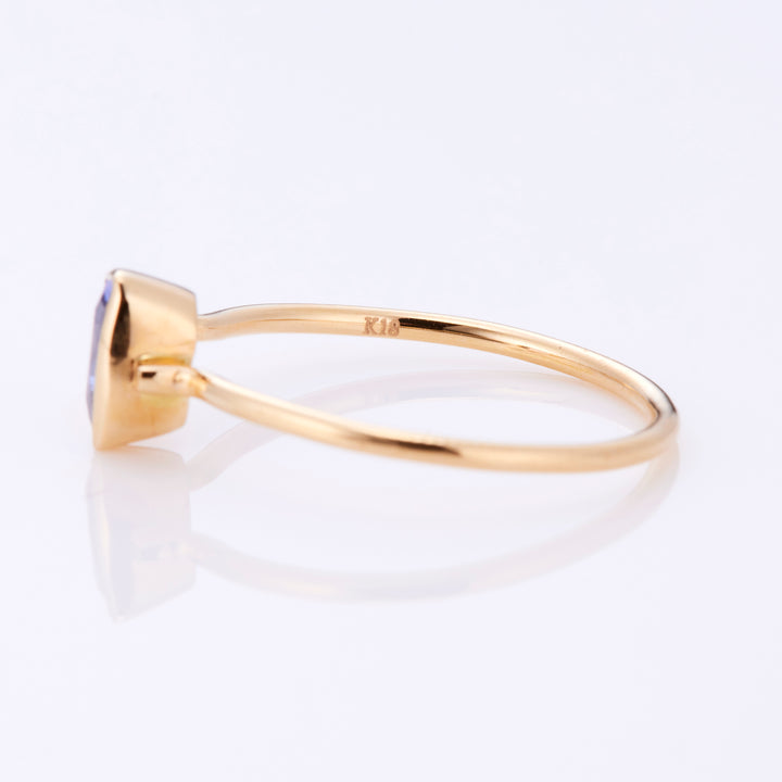 K18YG タンザナイト トリリアント リング