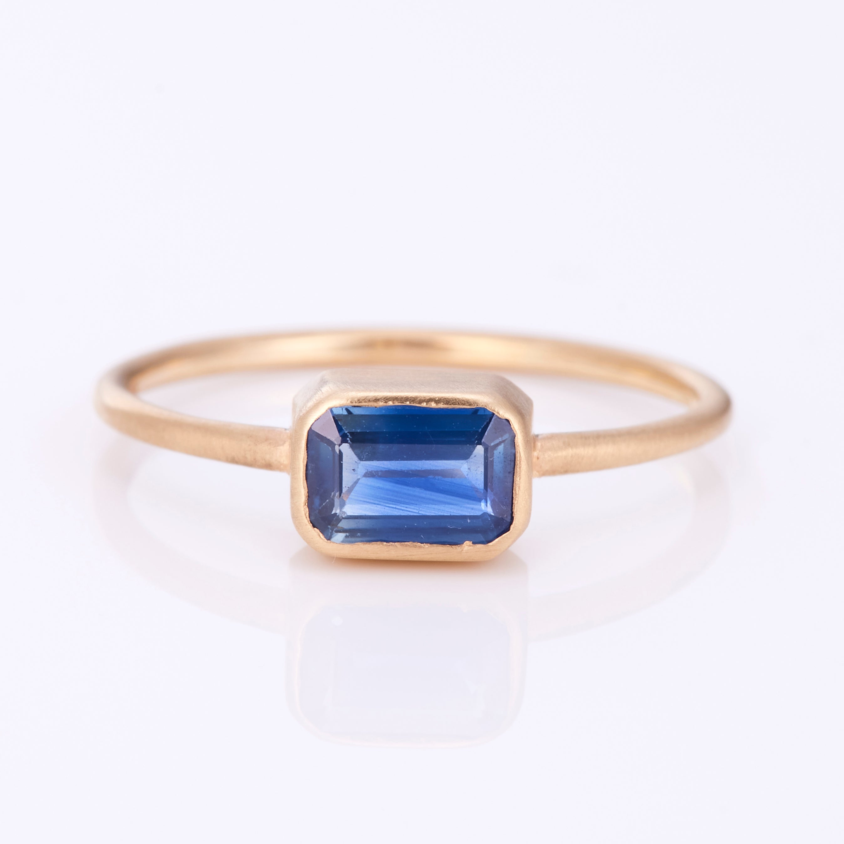 ete K10YG サファイア リング K10YG サファイア バゲットカット リング – COLETTE GIFT