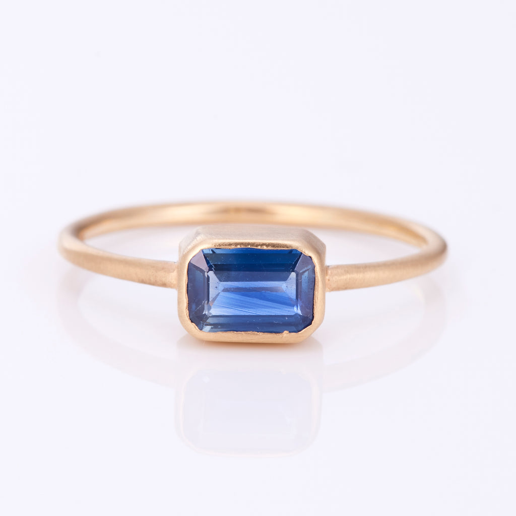 K10YG サファイア バゲットカット リング – COLETTE GIFT