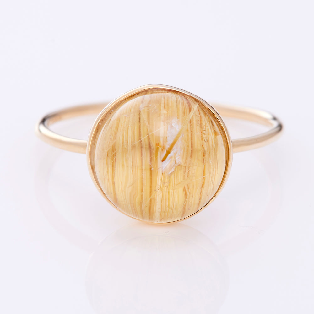K10YG Rutilated Quartz RD Cabochon Gold Frame Ring (Gold)